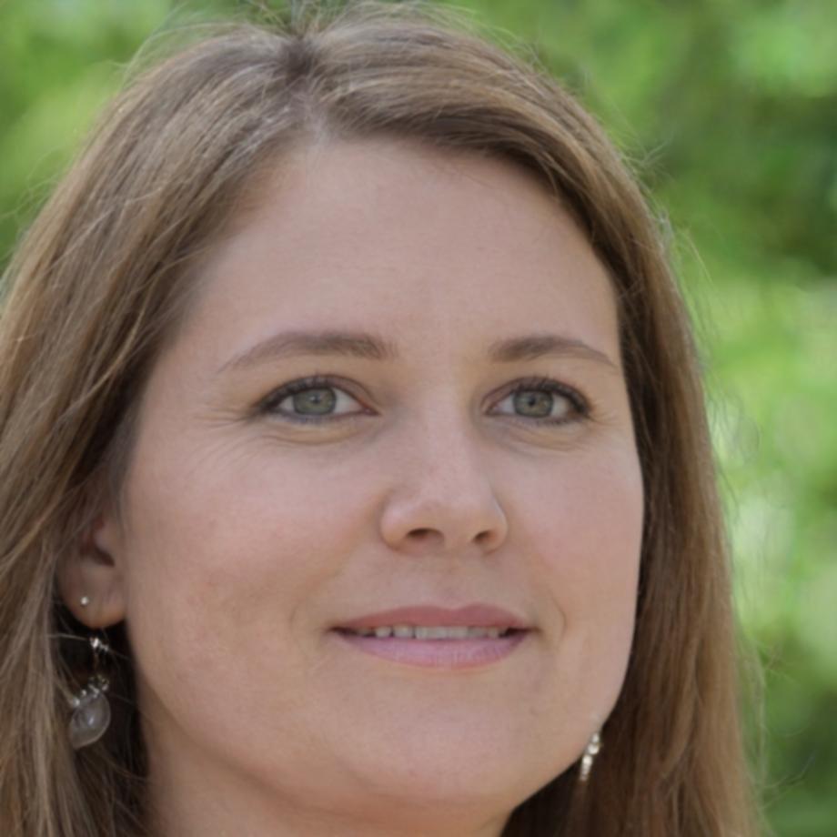 Katja Weber, Senior Investment Analyst